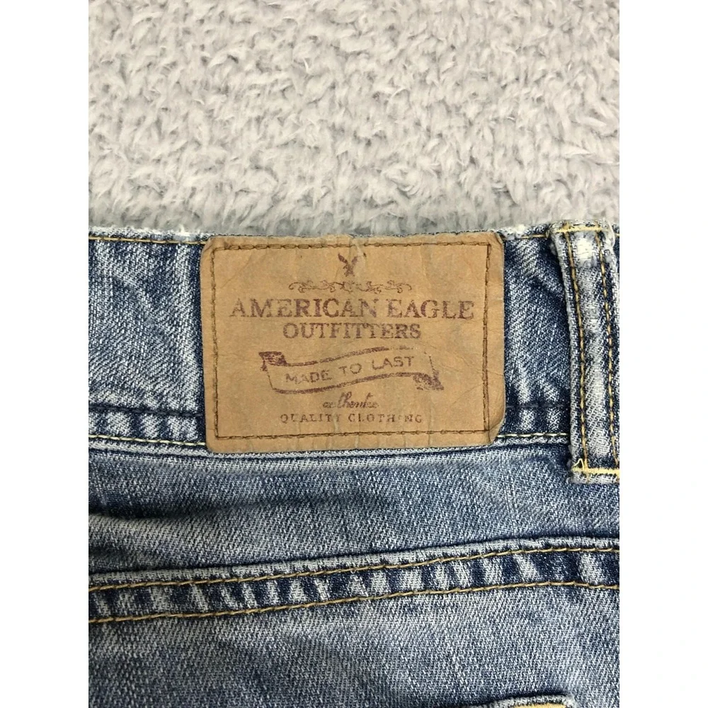 American Eagle Jeans Women's Size 6 (31x32) Artist Flare Leg Distressed Blue